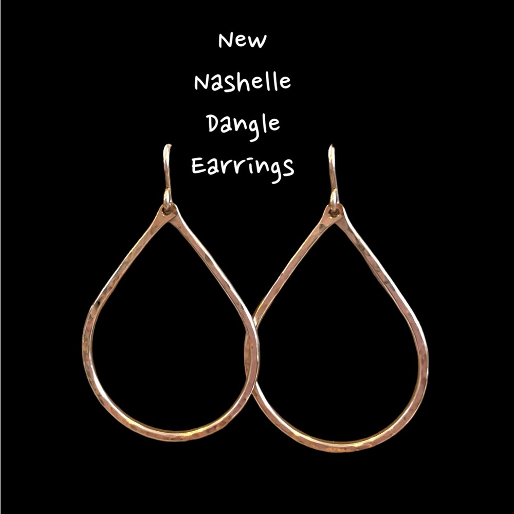 New Nashelle Dangle Earings